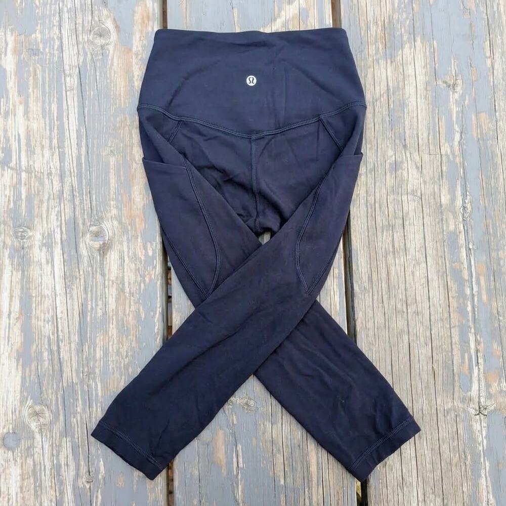 Lululemon Black High Rise Leggings Sz 2 Pockets Clean Girl Athleisure Pilates
